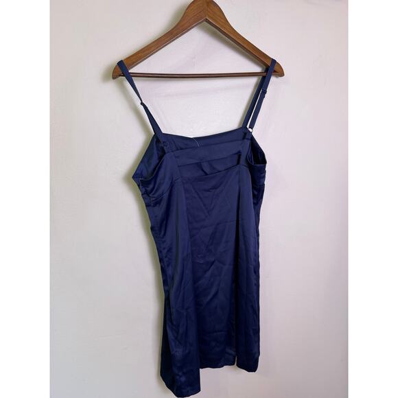 Urban Outfitters Navy Satin Mini Dress Slip L NWT Party Cocktail Holiday - Picture 4 of 4